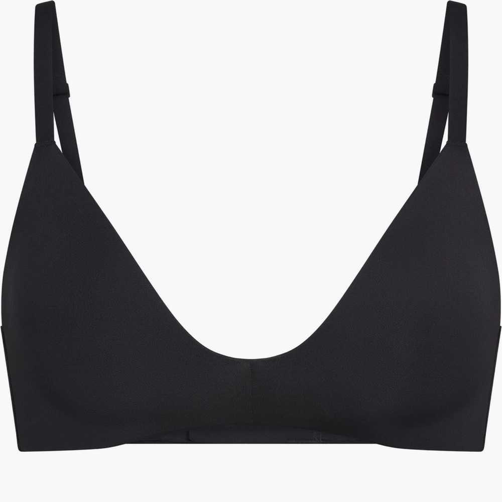 SKIMS Wireless T-Shirt Bra